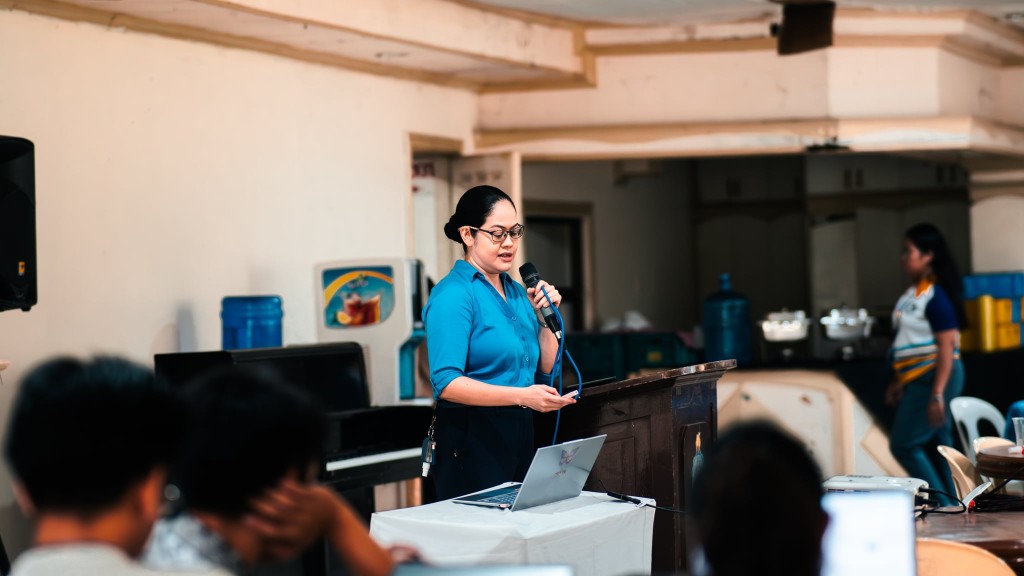 Dr. Janice Taleon facilitates Psychological First Aid training for CPAC faculty and staff